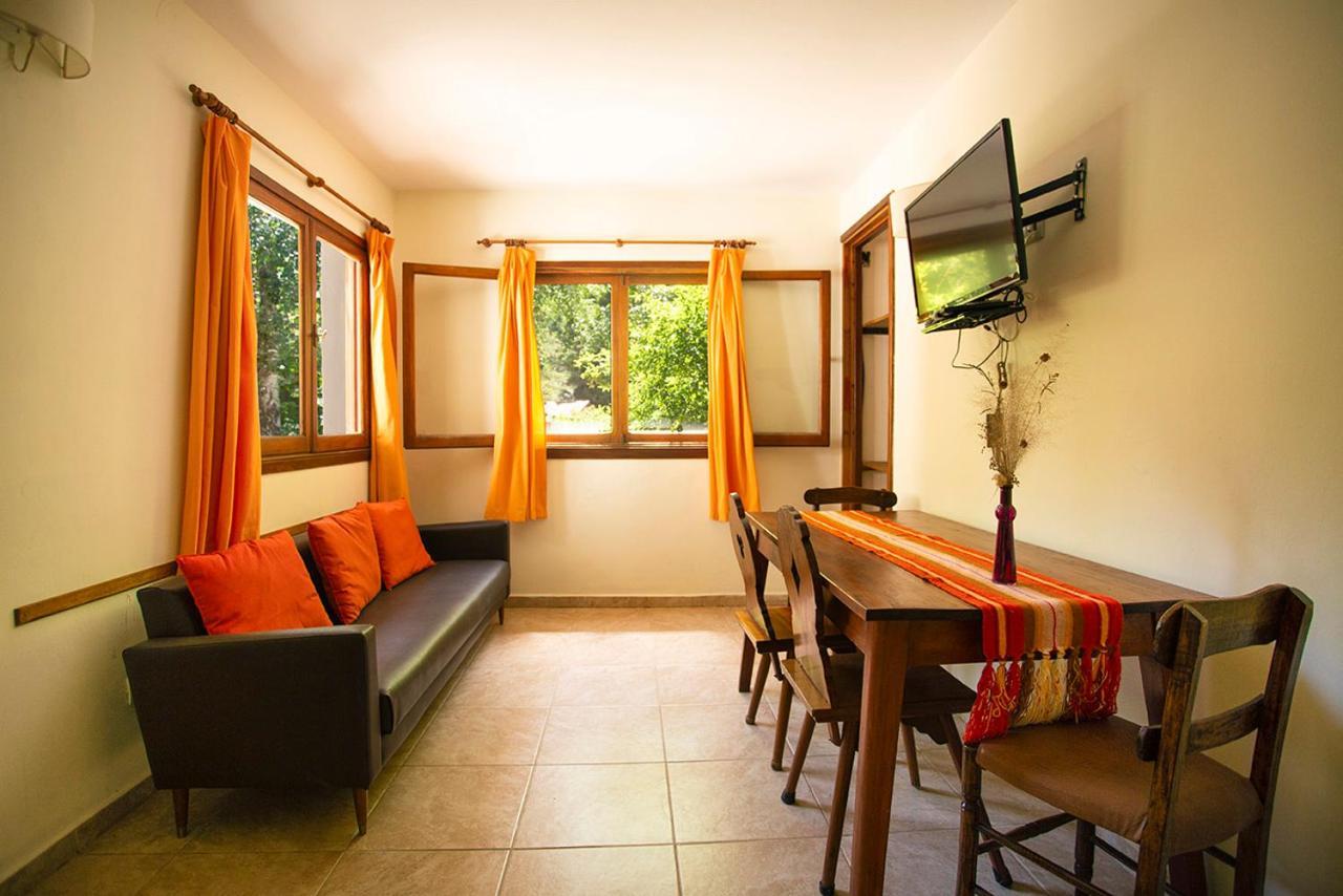 Hotel Cascadas 3*